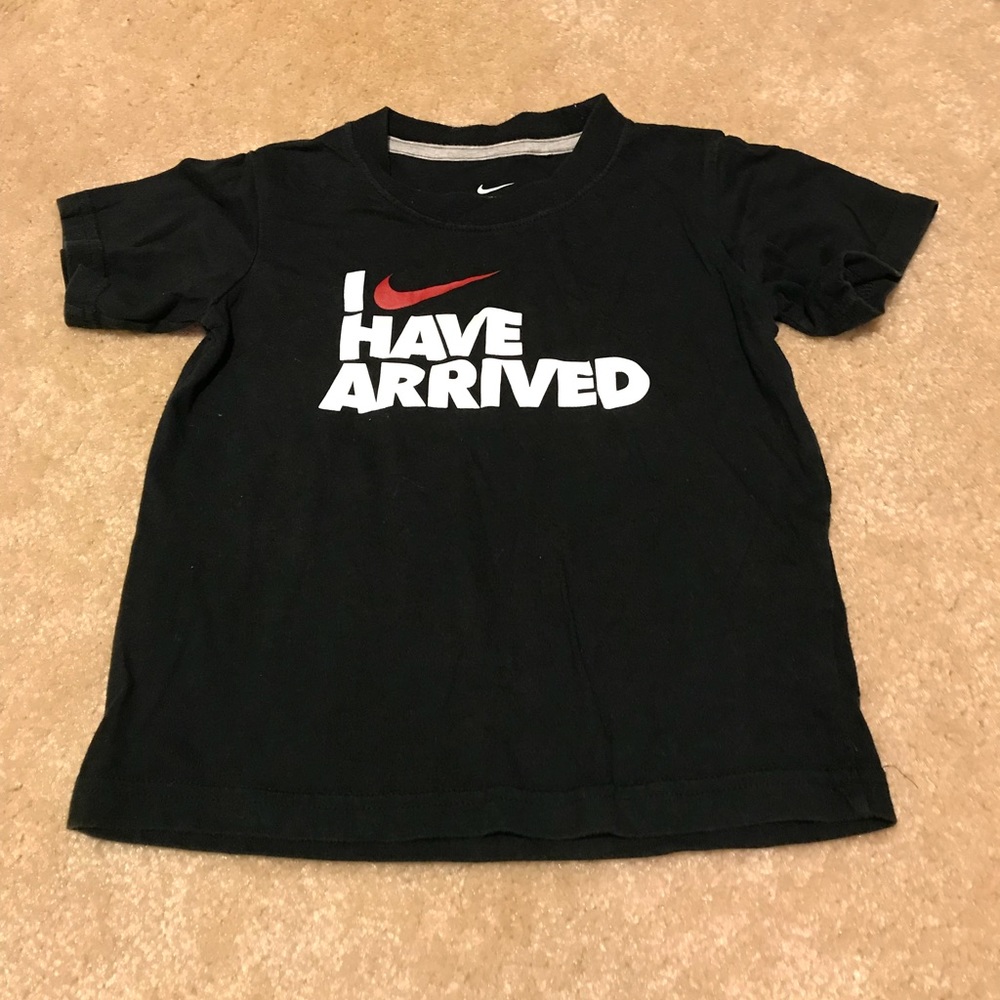 Black Nike T-shirt 3T